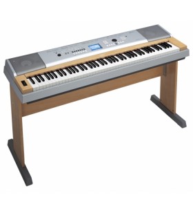 DGX-630 Piano Keyboard, 88...